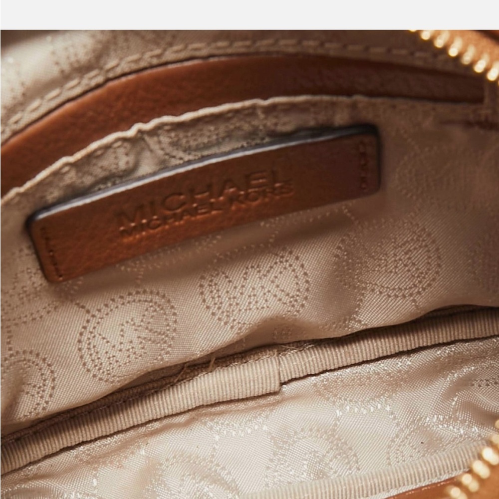 Michael Kors brown leather mini camera crossbody bag - Picture 5 of 11